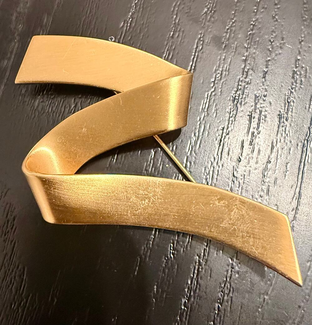 Vintage Signed Monet Gold Tone Ribbon Brooch